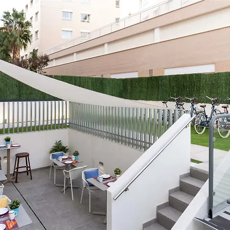 Ibis Budget Centro Puerto *